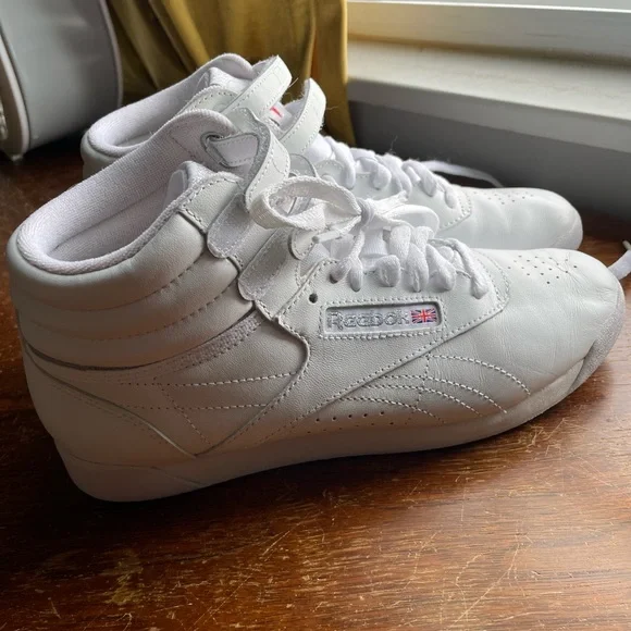 Reebok Classic White High-Top Sneakers - Picture 2 of 3